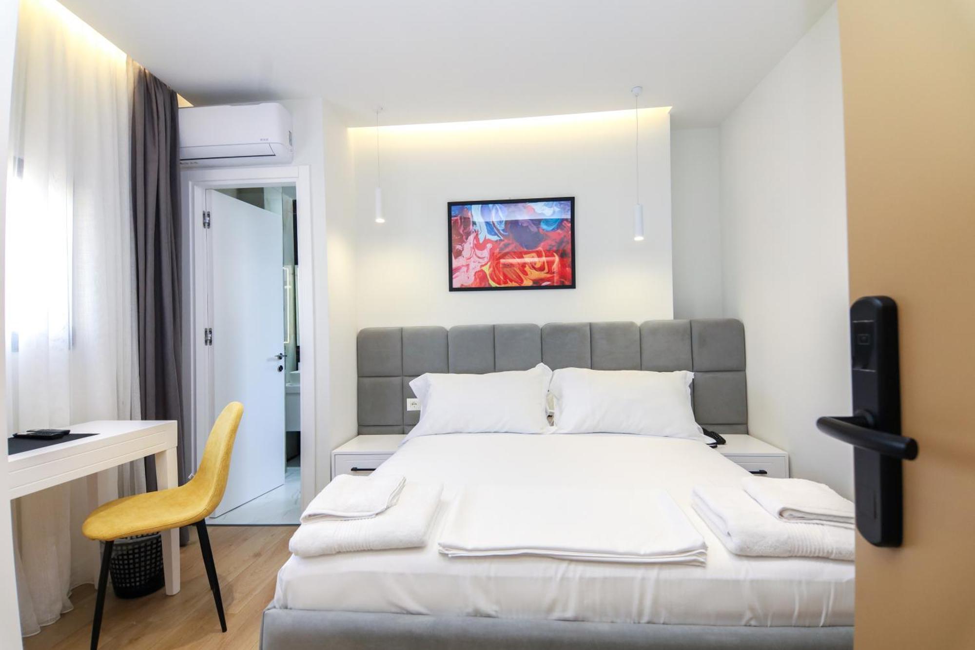 N Hotel City Center By Noshi ติรานา ภายนอก รูปภาพ